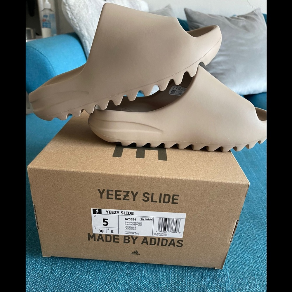 YEEZY SLIDES (Pure) Sz. 5